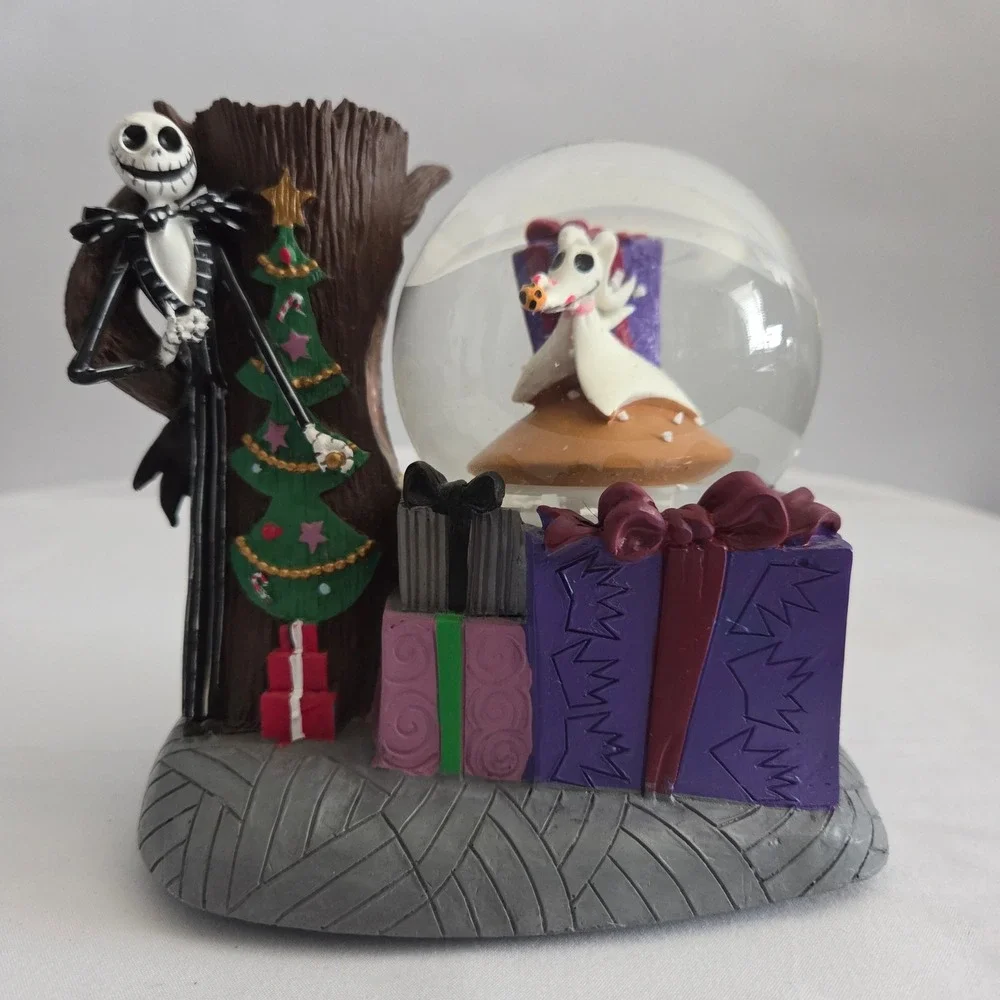 Disney Nightmare Before Christmas Jack Skellington Zero Musical Snow Globe 6in